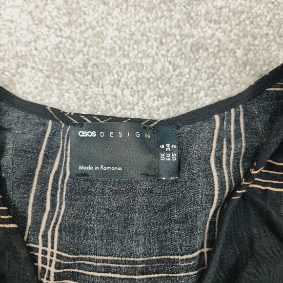 Asos Black Beige Check Long Sleeve Jumpsuit Wide Leg V-Neck Elastic Waist UK 6 - Picture 4 of 5